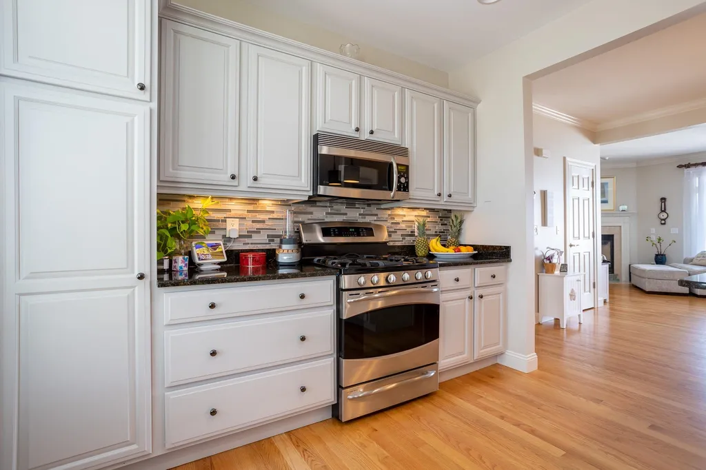 24 Harbor Road Hampton NH 03842