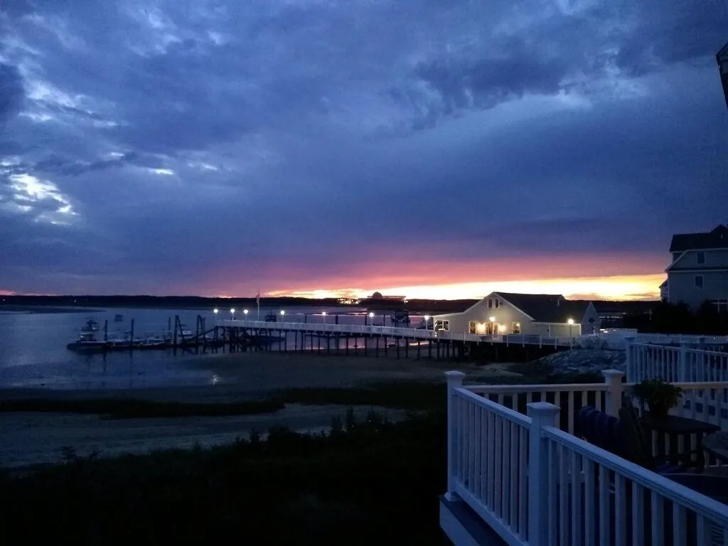 24 Harbor Road Hampton NH 03842