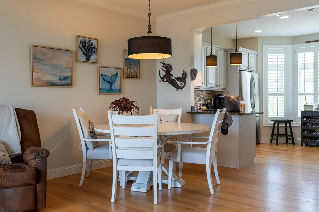 24 Harbor Road Hampton NH 03842