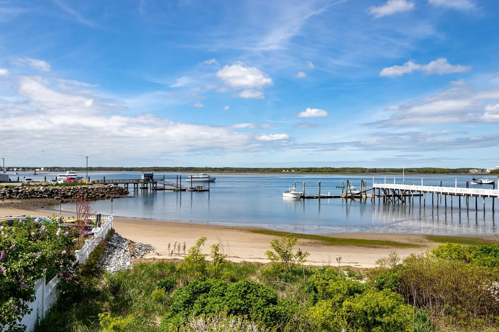 24 Harbor Road Hampton NH 03842