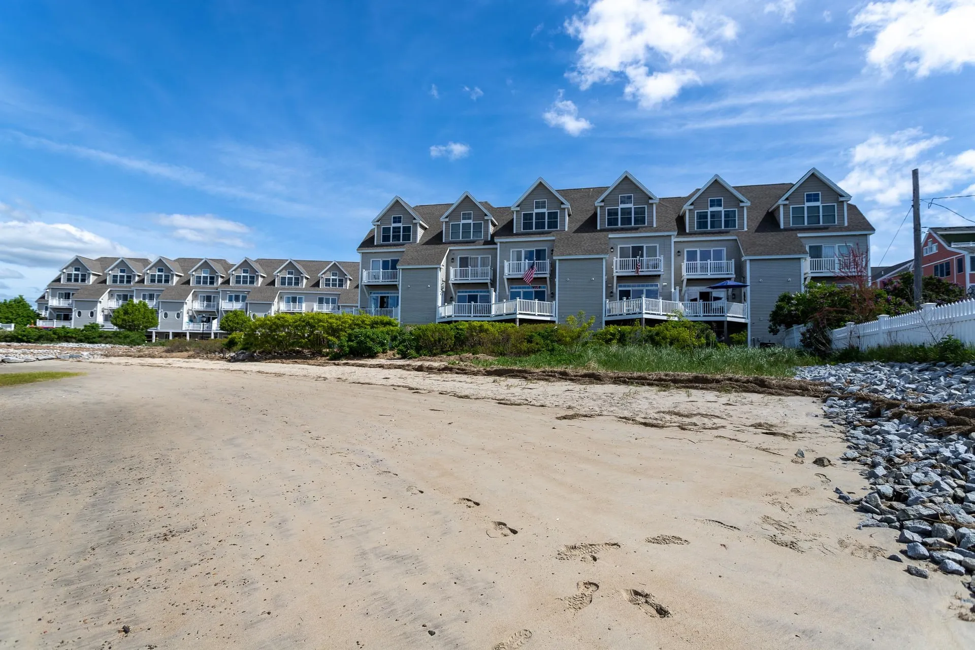 24 Harbor Road Hampton NH 03842
