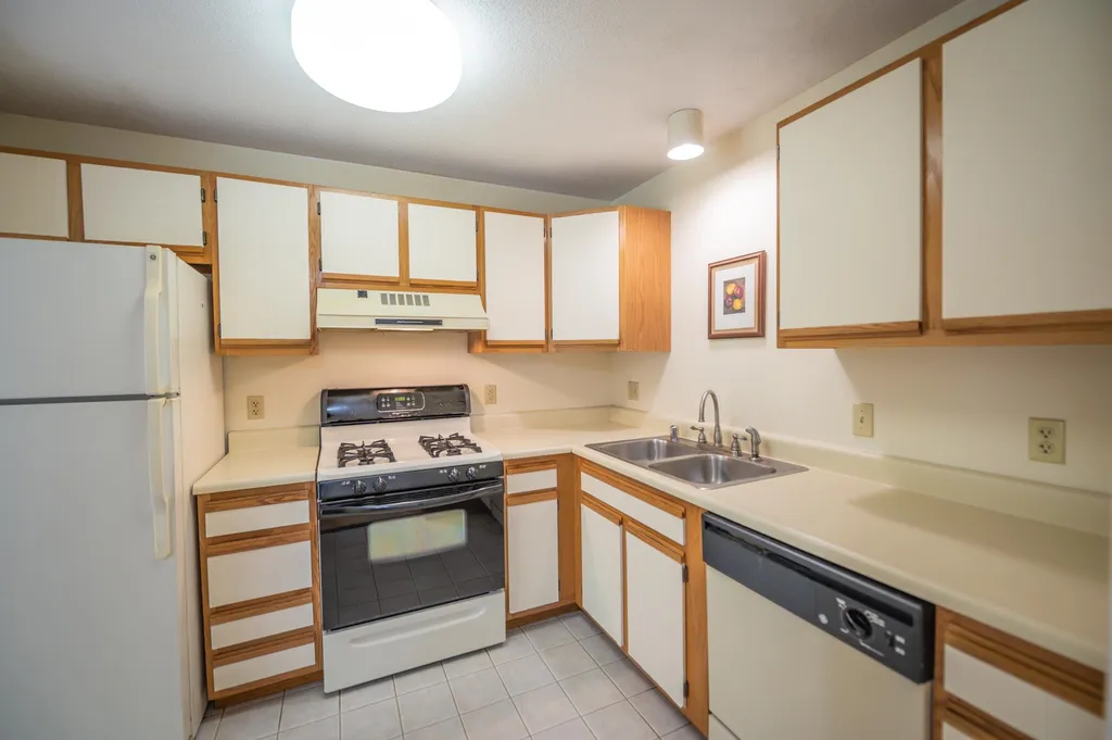 36 Morningside Commons Brattleboro VT 05301