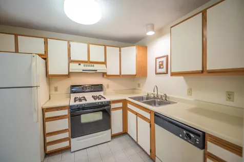 36 Morningside Commons Brattleboro VT 05301