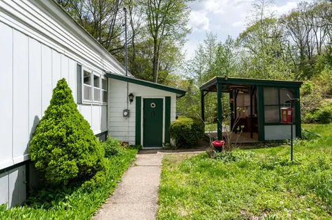 17 Whitten Road Milford NH 03055