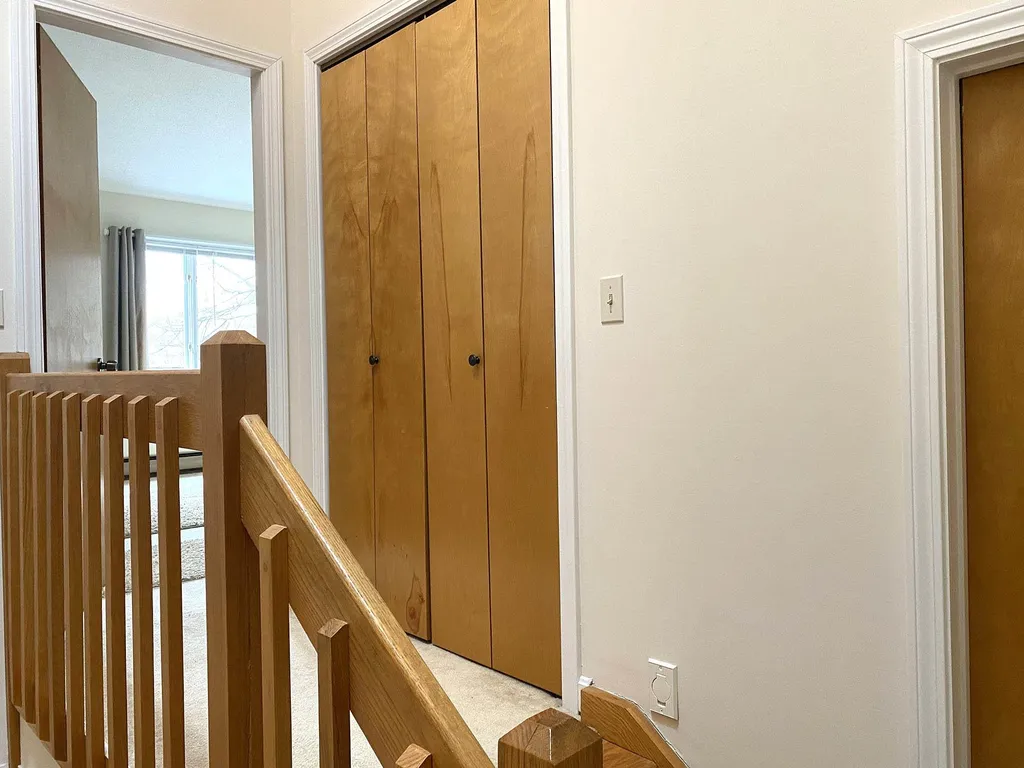 15 Robin Way Brattleboro VT 05301