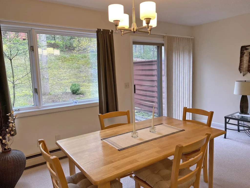 15 Robin Way Brattleboro VT 05301