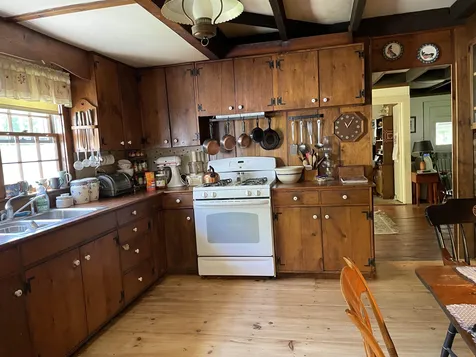 133 Governor Wentworth Highway Tuftonboro NH 03816