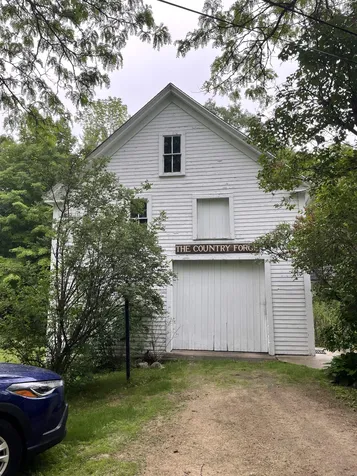 133 Governor Wentworth Highway Tuftonboro NH 03816