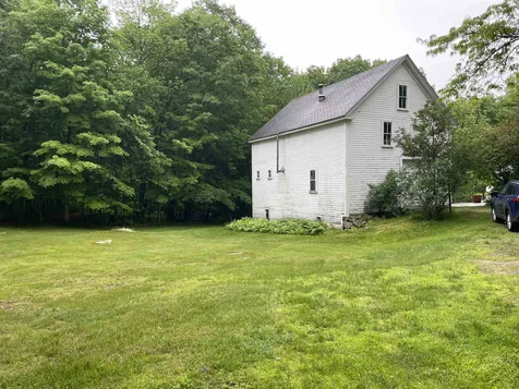 133 Governor Wentworth Highway Tuftonboro NH 03816