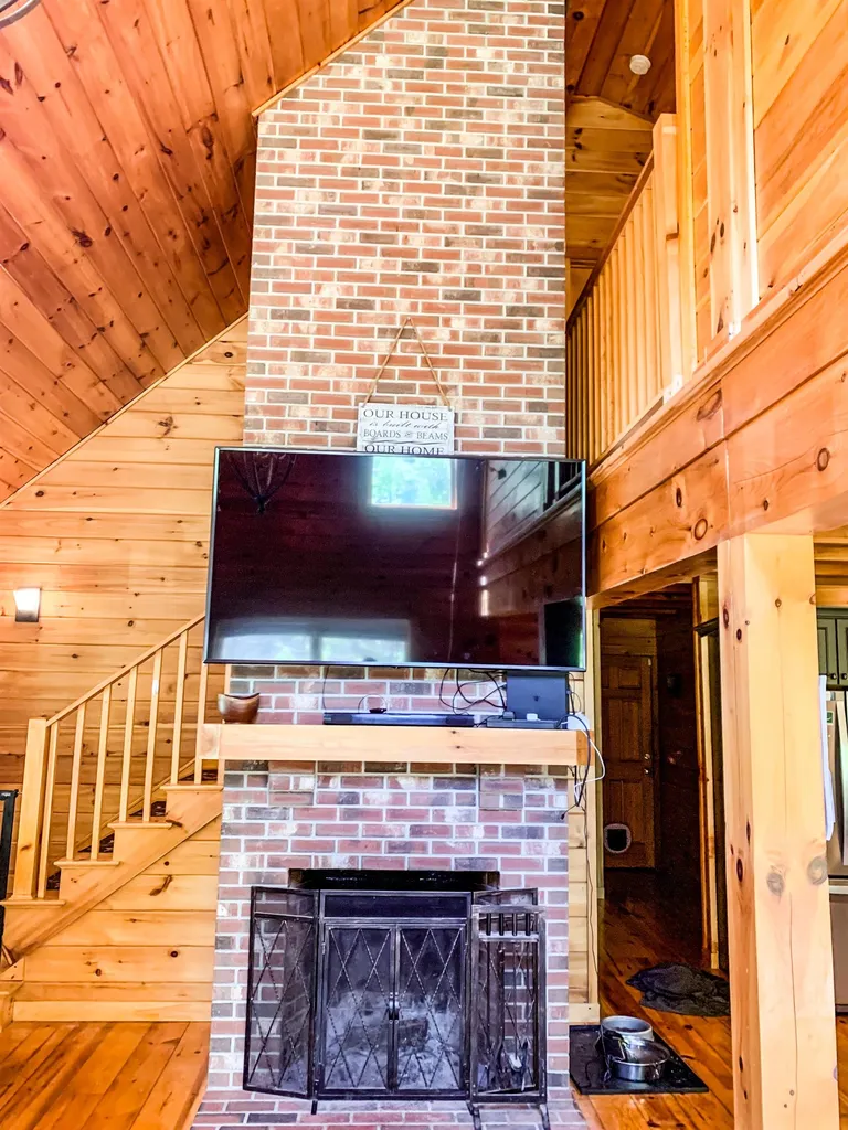 251 South Road Sullivan NH 03445