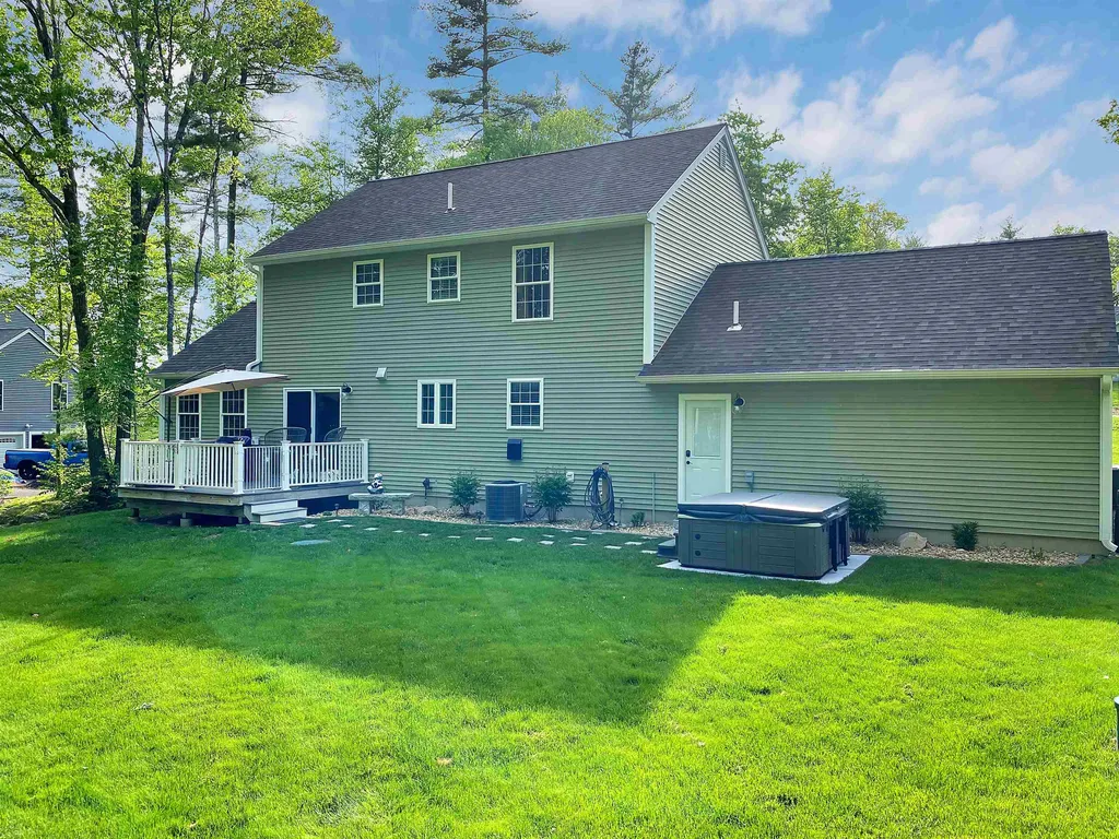 19 Ames Road Brookline NH 03033