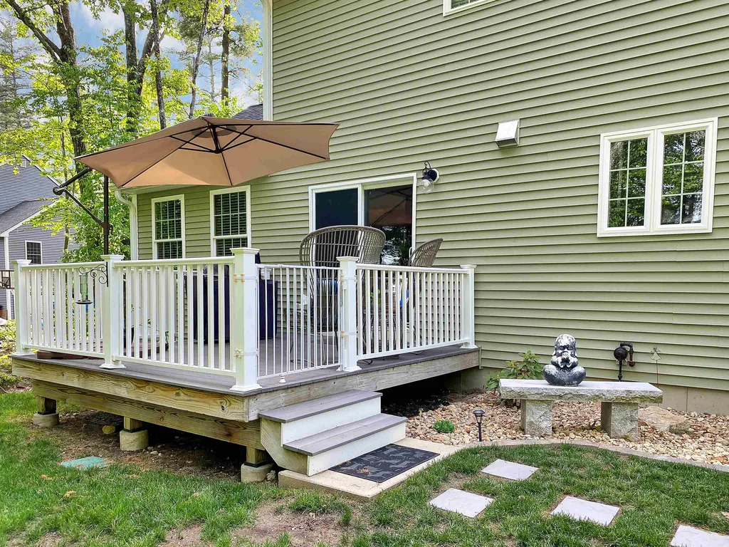 19 Ames Road Brookline NH 03033