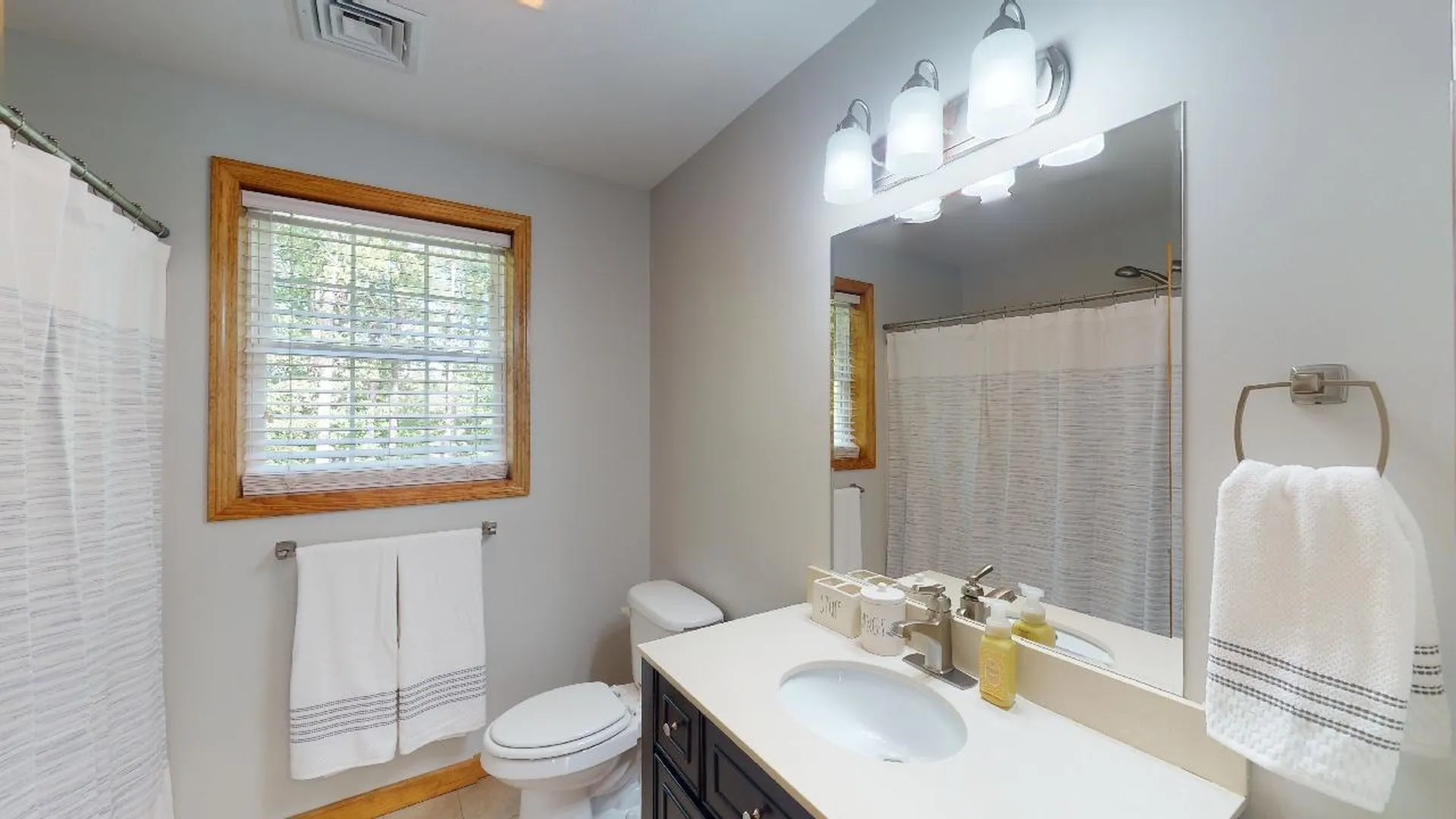 19 Ames Road Brookline NH 03033