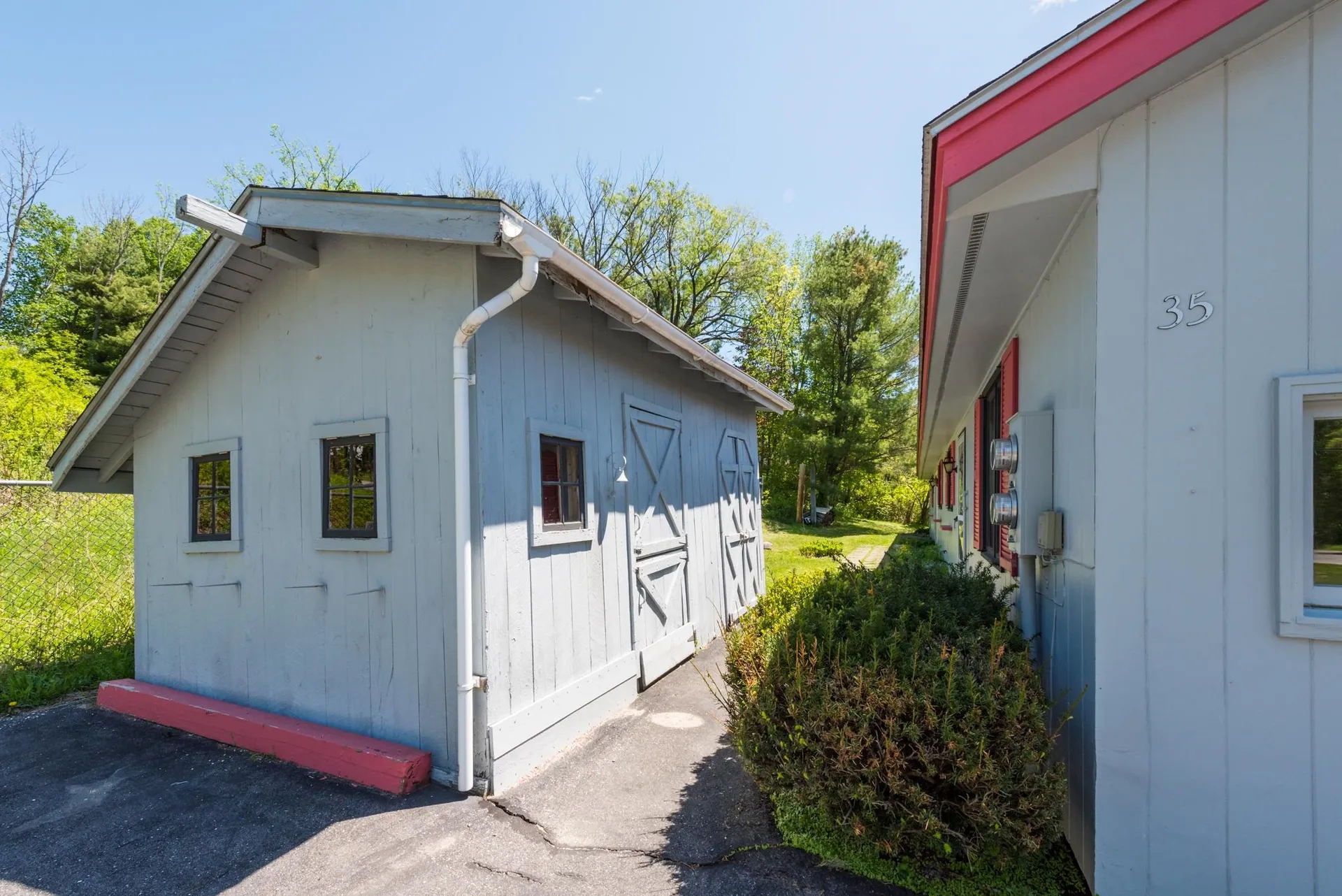 35 Hayes Road New London NH 03257