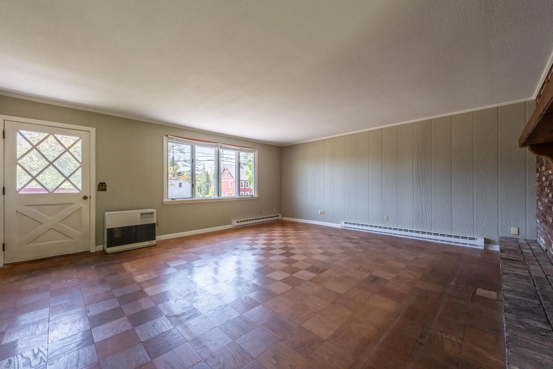 35 Hayes Road New London NH 03257