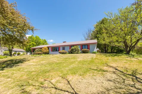 35 Hayes Road New London NH 03257
