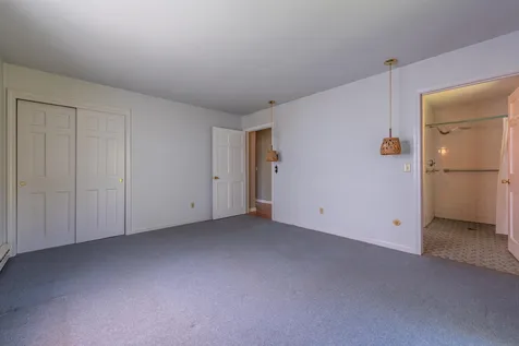 35 Hayes Road New London NH 03257