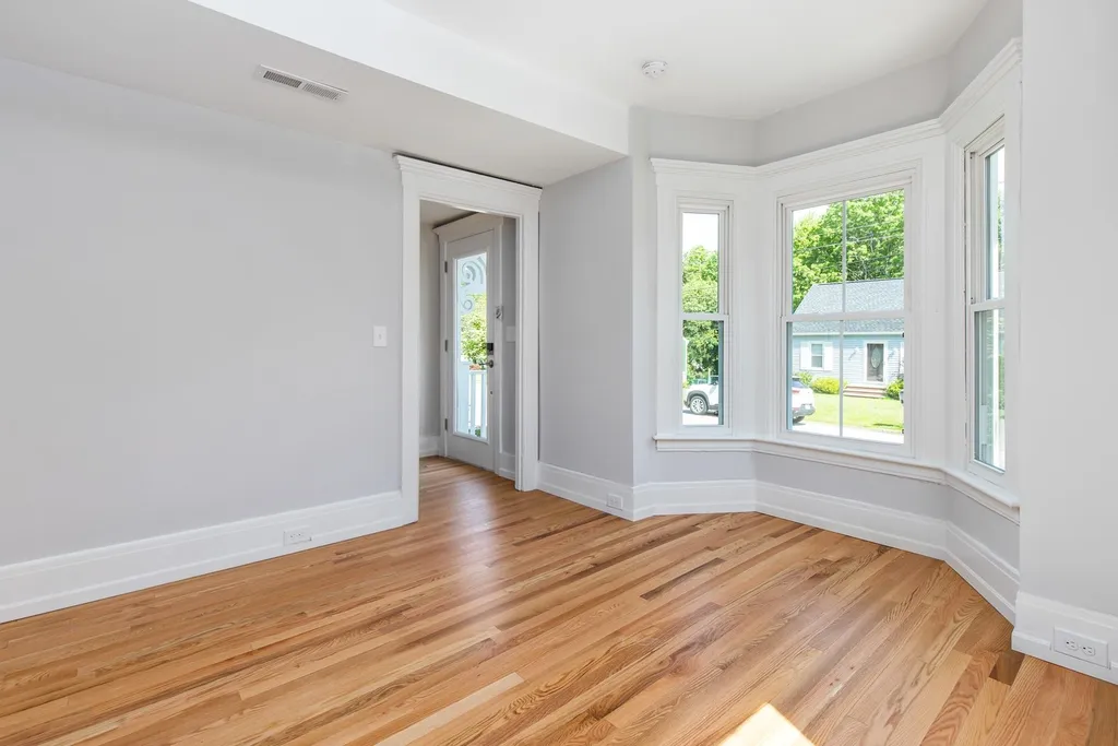 10 Samuel Hanson Avenue Dover NH 03820