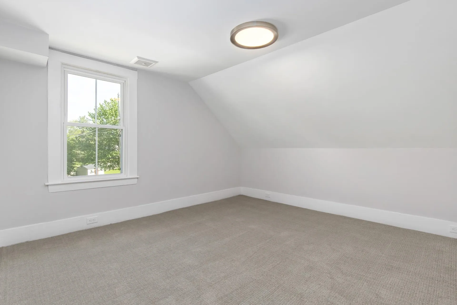 10 Samuel Hanson Avenue Dover NH 03820