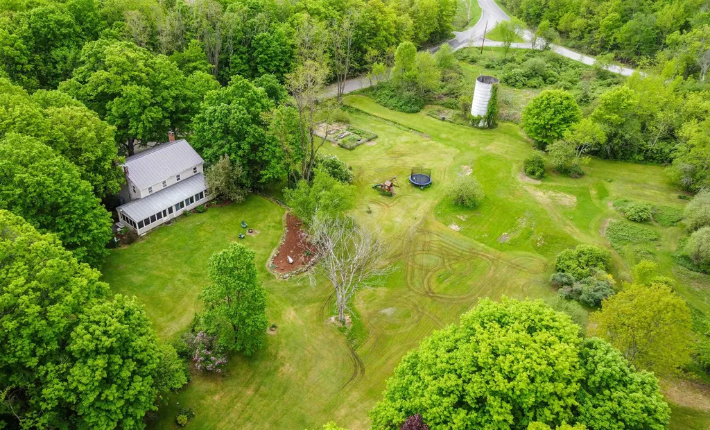 137 Middle Road Salisbury VT 05769