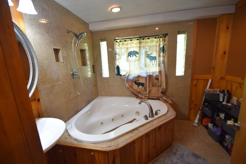 341 Island Pond Road Derry NH 03038
