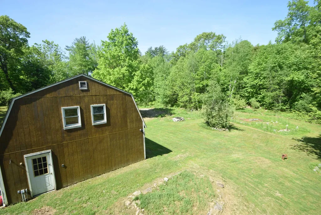 341 Island Pond Road Derry NH 03038