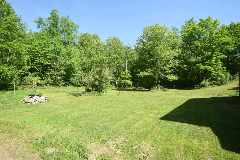 341 Island Pond Road Derry NH 03038