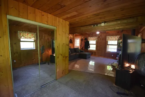 341 Island Pond Road Derry NH 03038
