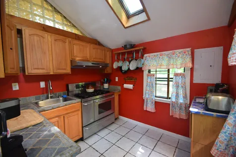 341 Island Pond Road Derry NH 03038