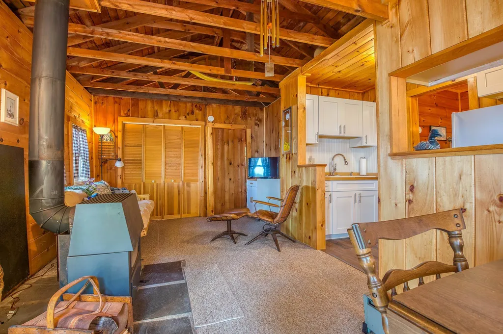 92 Churchill Road Wolfeboro NH 03894