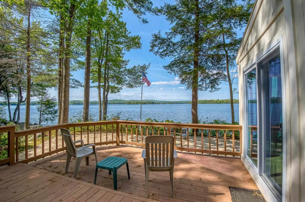 92 Churchill Road Wolfeboro NH 03894