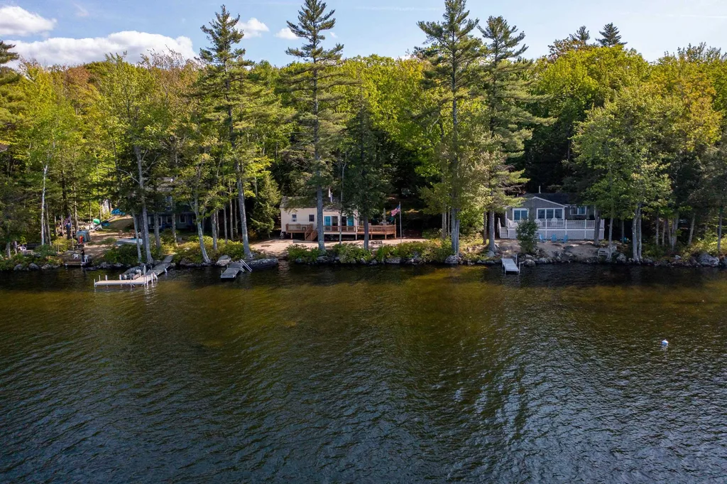 92 Churchill Road Wolfeboro NH 03894