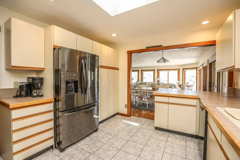 71 Sleepy Hollow Lane Epsom NH 03234