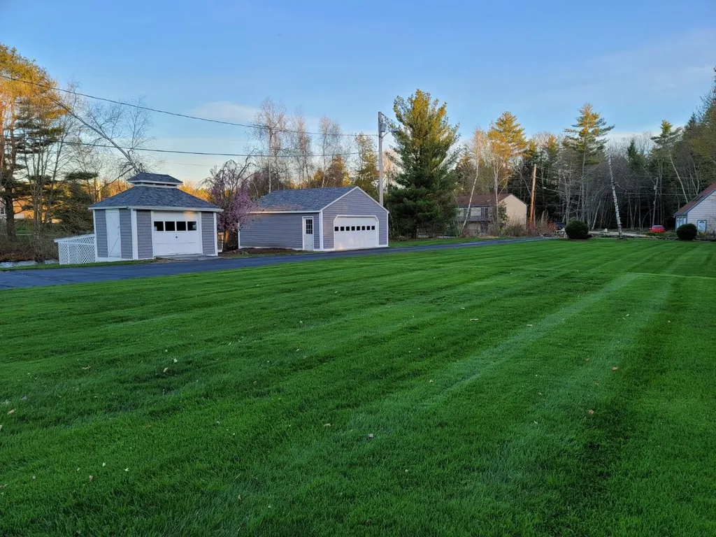 71 Sleepy Hollow Lane Epsom NH 03234