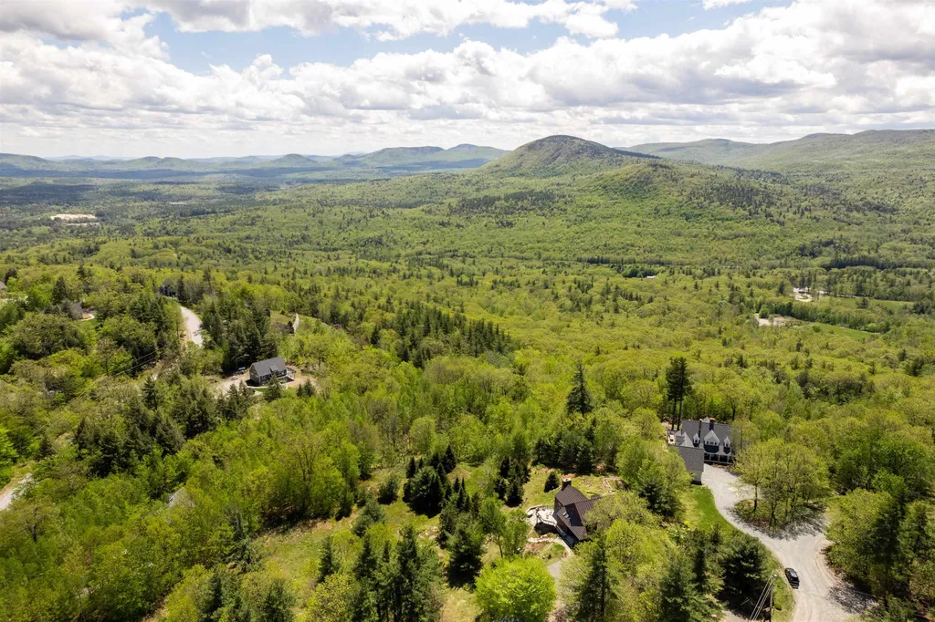 14 Longview Drive Newbury NH 03255