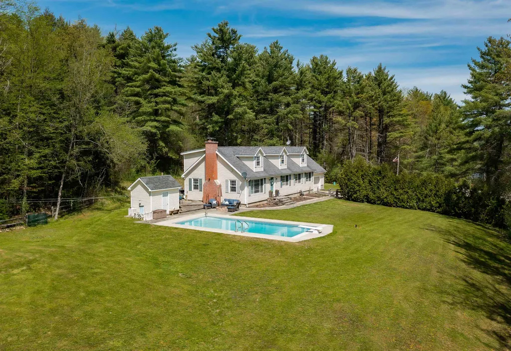 546 Spear Street Charlotte VT 05445