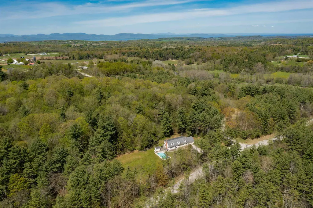 546 Spear Street Charlotte VT 05445