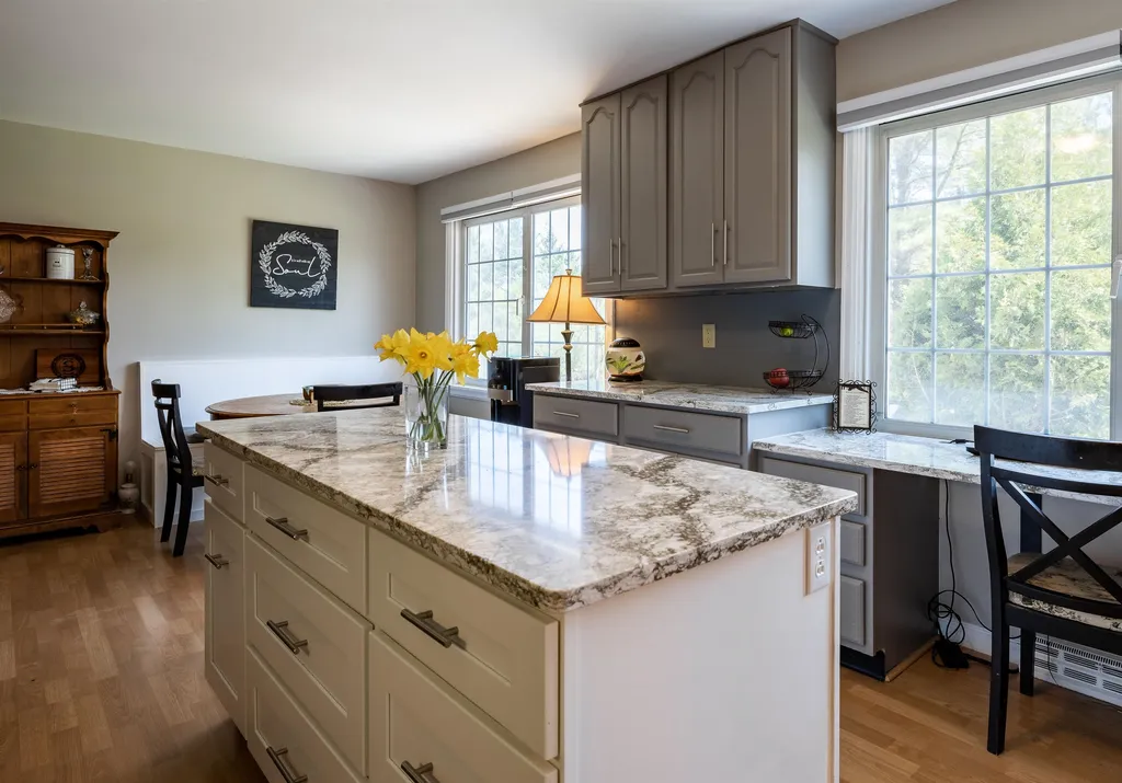 546 Spear Street Charlotte VT 05445