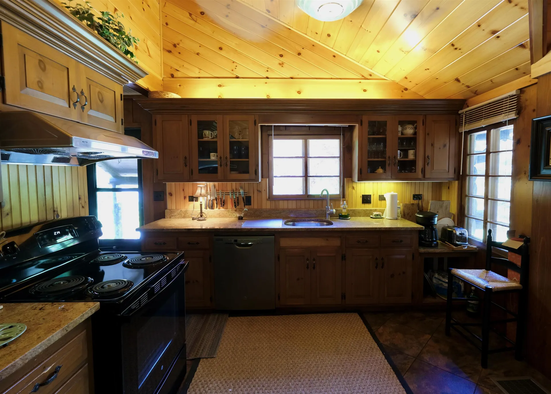 60 Pleasant Street Wolfeboro NH 03894