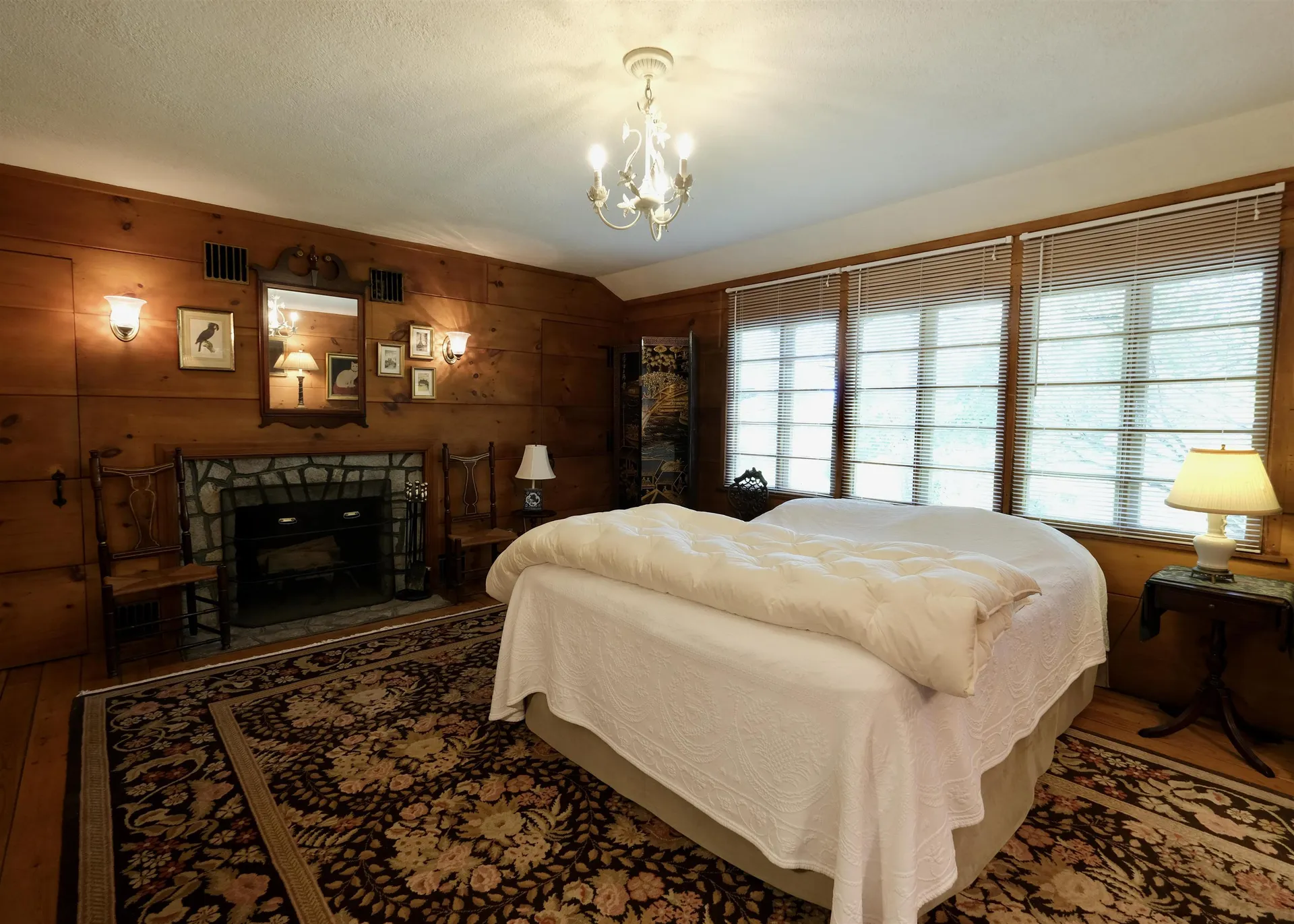 60 Pleasant Street Wolfeboro NH 03894