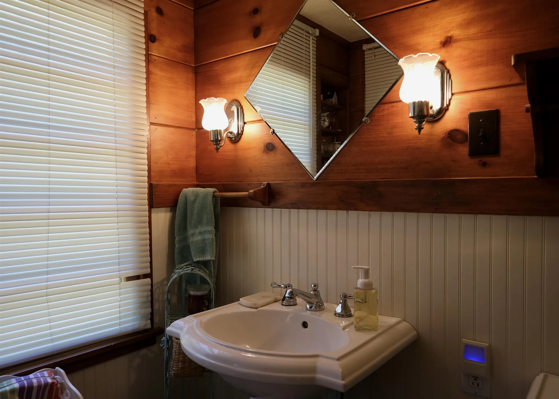 60 Pleasant Street Wolfeboro NH 03894