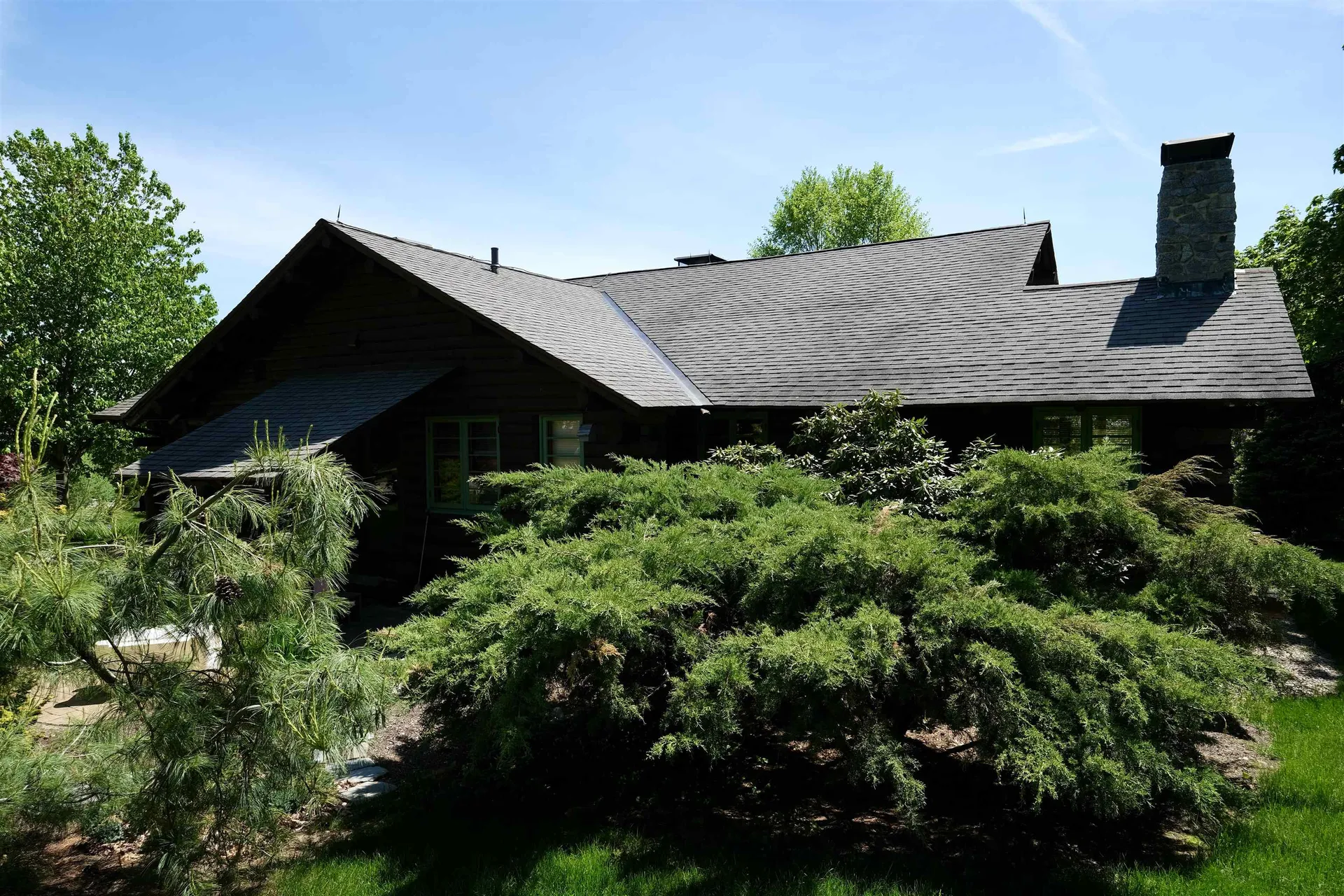 60 Pleasant Street Wolfeboro NH 03894