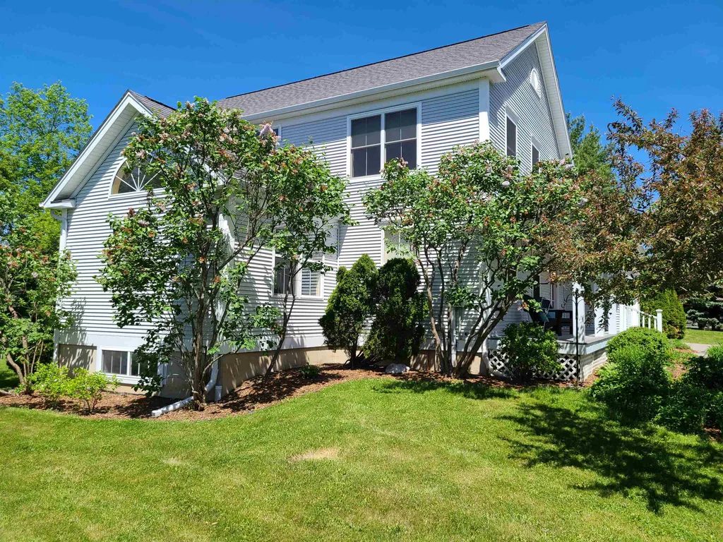 12 Chesapeake Drive Shelburne VT 05482