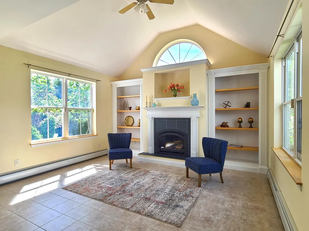 12 Chesapeake Drive Shelburne VT 05482