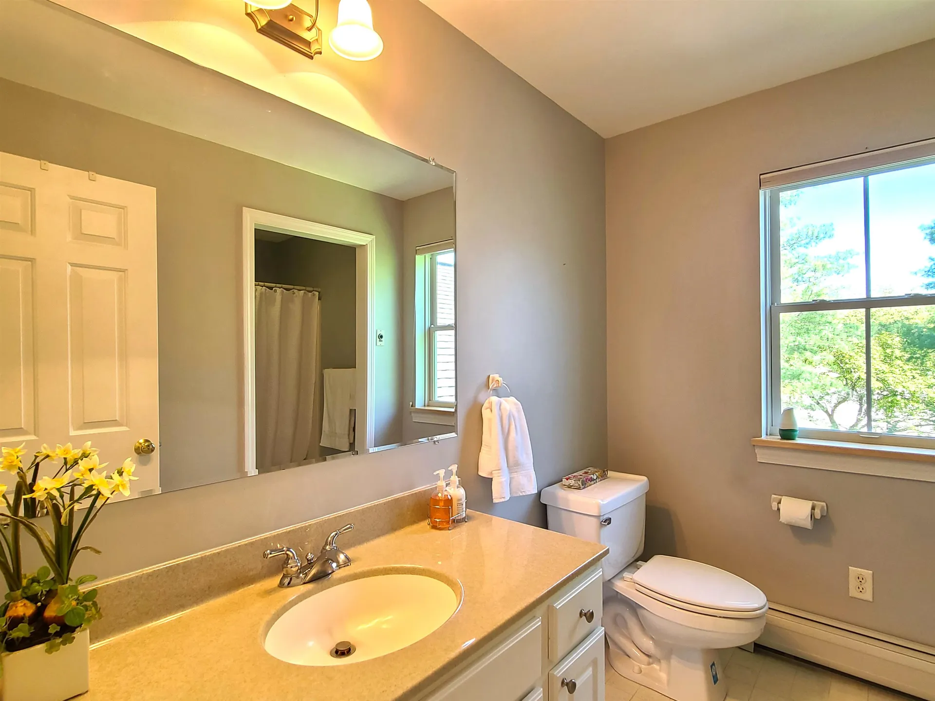 12 Chesapeake Drive Shelburne VT 05482