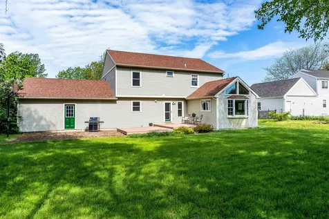 19 Adirondack Street South Burlington VT 05403