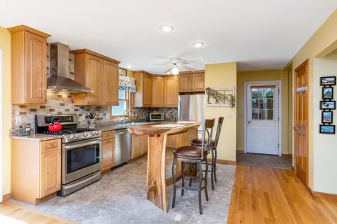 19 Adirondack Street South Burlington VT 05403
