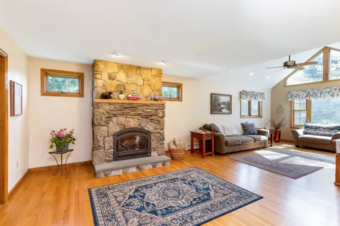 19 Adirondack Street South Burlington VT 05403