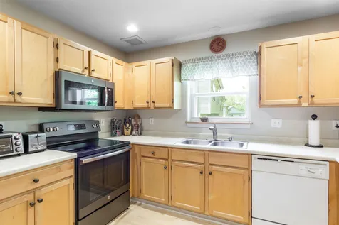 177 Juniper Drive South Burlington VT 05403