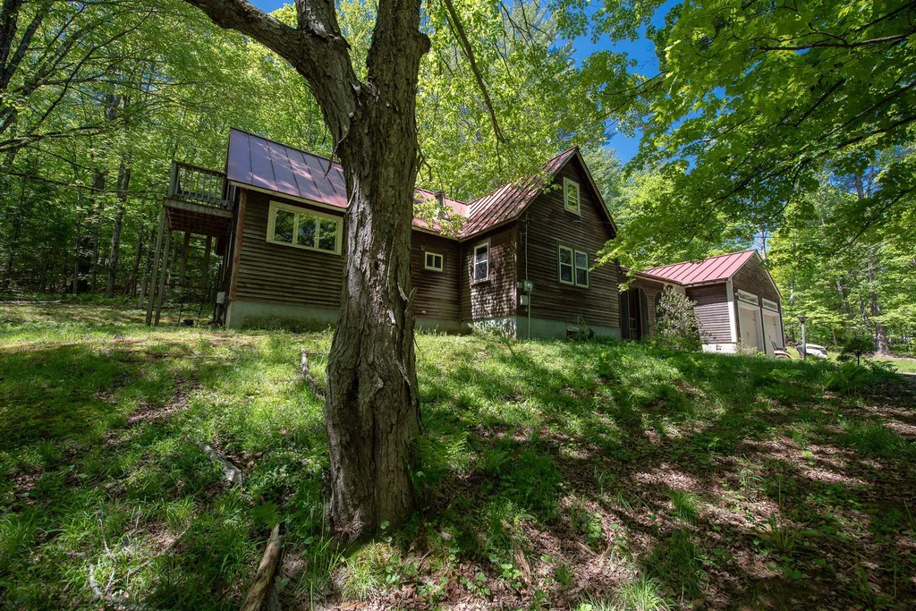 634 Old Bristol Road New Hampton NH 03256